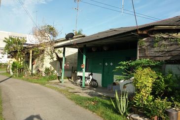 Freehold Bandar Kaba / Bandar Hilir City