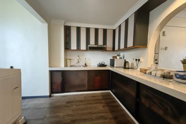 KONDOMINIUM SELAT HORIZON