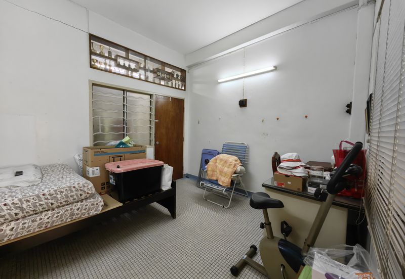 Freehold 2 storey terrace house Lorong Bandar Hilir, City 