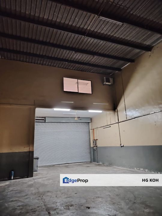 1 1/2 storey semi d factory Taman Perindustrian Merdeka, Batu Berendam, Melaka, Batu Berendam