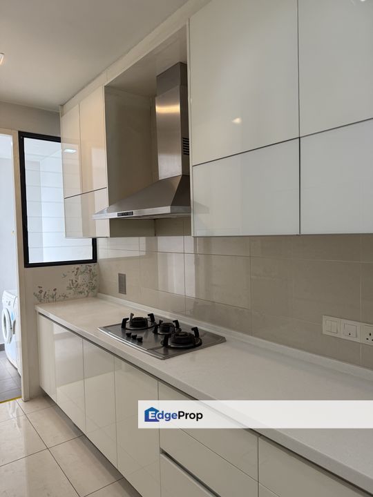 2 room unit part furnished to Let in Verdana, Kuala Lumpur, Dutamas