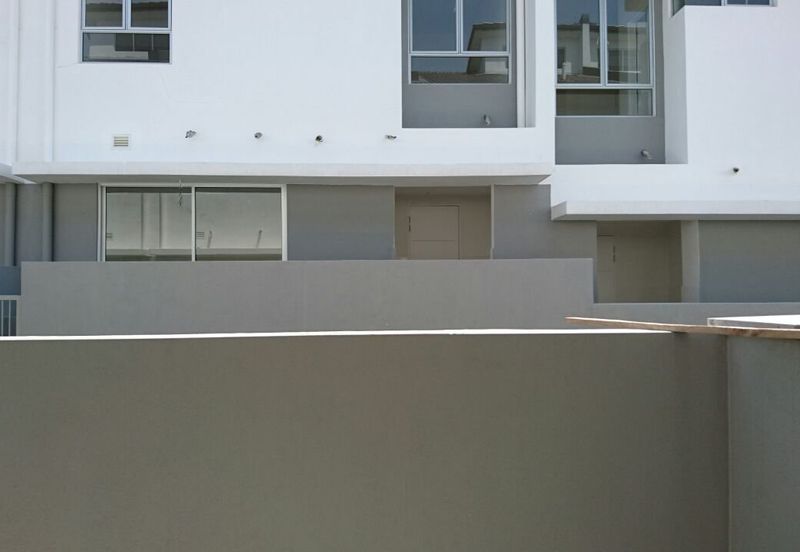 Fairfield Residences, Tropicana Heights