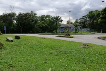 Seksyen 8, Kota Damansara