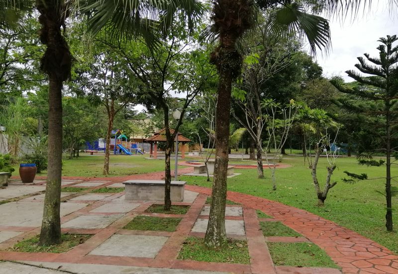 Seksyen 8, Kota Damansara