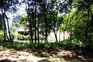 Nice bungalow lot @ Country height damansara 