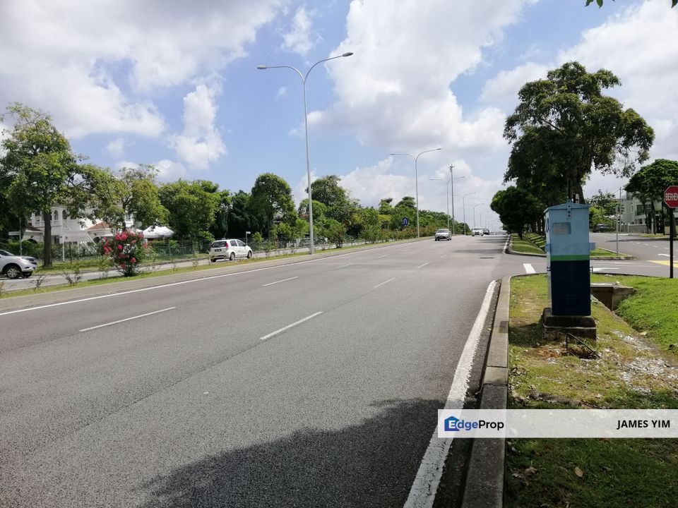 Fully extended $ renovated corner house @ usj9 subang jaya, Selangor, USJ