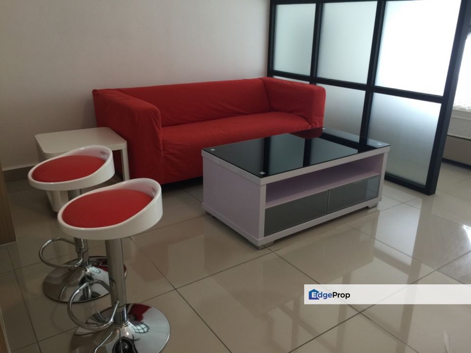 Fully furnished unit @ Pacific place , Selangor, Ara Damansara