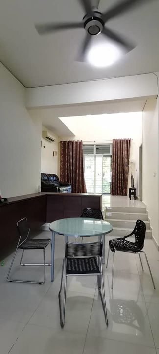 Townhouse For Rent @ Bayan Villa, Seri Kembangan, Selangor, Seri Kembangan