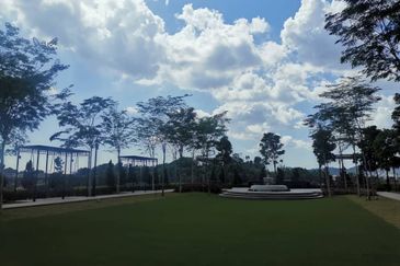 Equine Residence @ Equine Park