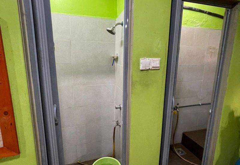 1.5 Storey Terrace House For Rent @ Taman Seri Cerakah Meru, Klang