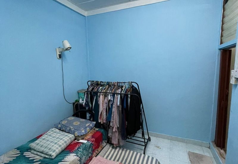 1.5 Storey Terrace House For Rent @ Taman Seri Cerakah Meru, Klang