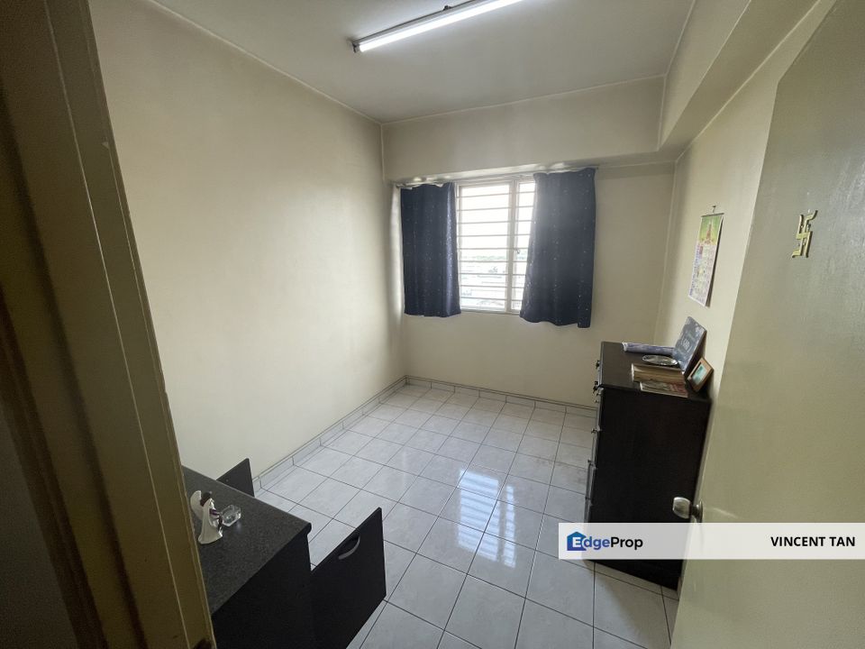 Serviced Residence For Sale @ Rhythm Avenue, Subang Jaya, Selangor, USJ