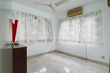 Double Storey Link House For Sale @  SS17, Subang Jaya