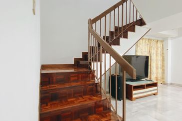 Double Storey Link House For Sale @  SS17, Subang Jaya