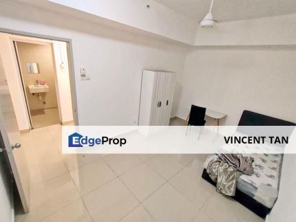 Ladies Unit Middle Room For Rent @ Suria Jelutong, Bukit Jelutong, Selangor, Bukit Jelutong