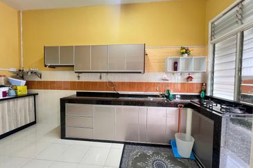 Dua Ruby Garden Residence