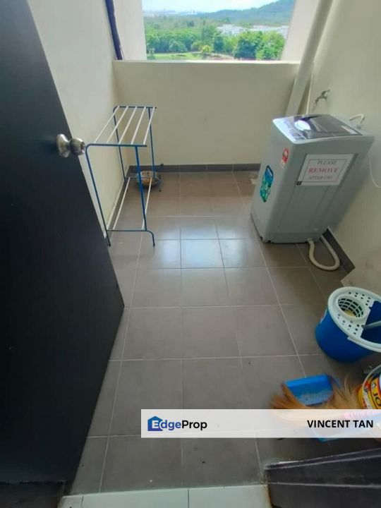 Small Room For Rent @ Cova Villa, Kota Damansara, Selangor, Kota Damansara