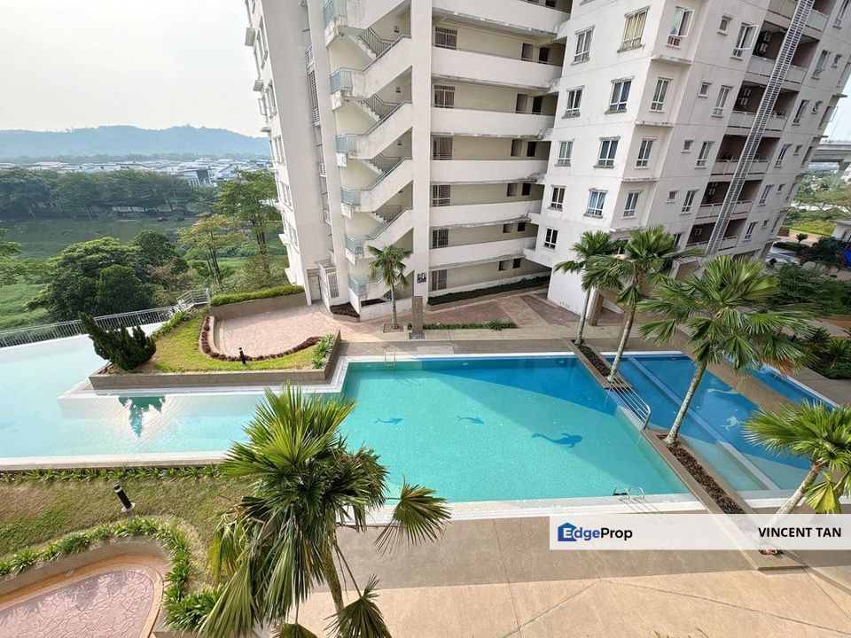 Medium Bedroom For Rent @ Cova Villa, Kota Damansara, Selangor, Kota Damansara