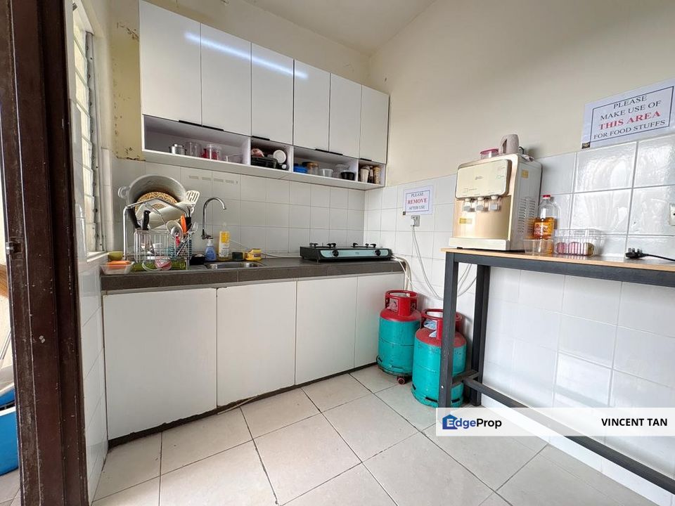 Master Bedroom For Rent @ Cova Villa, Kota Damansara, Selangor, Kota Damansara