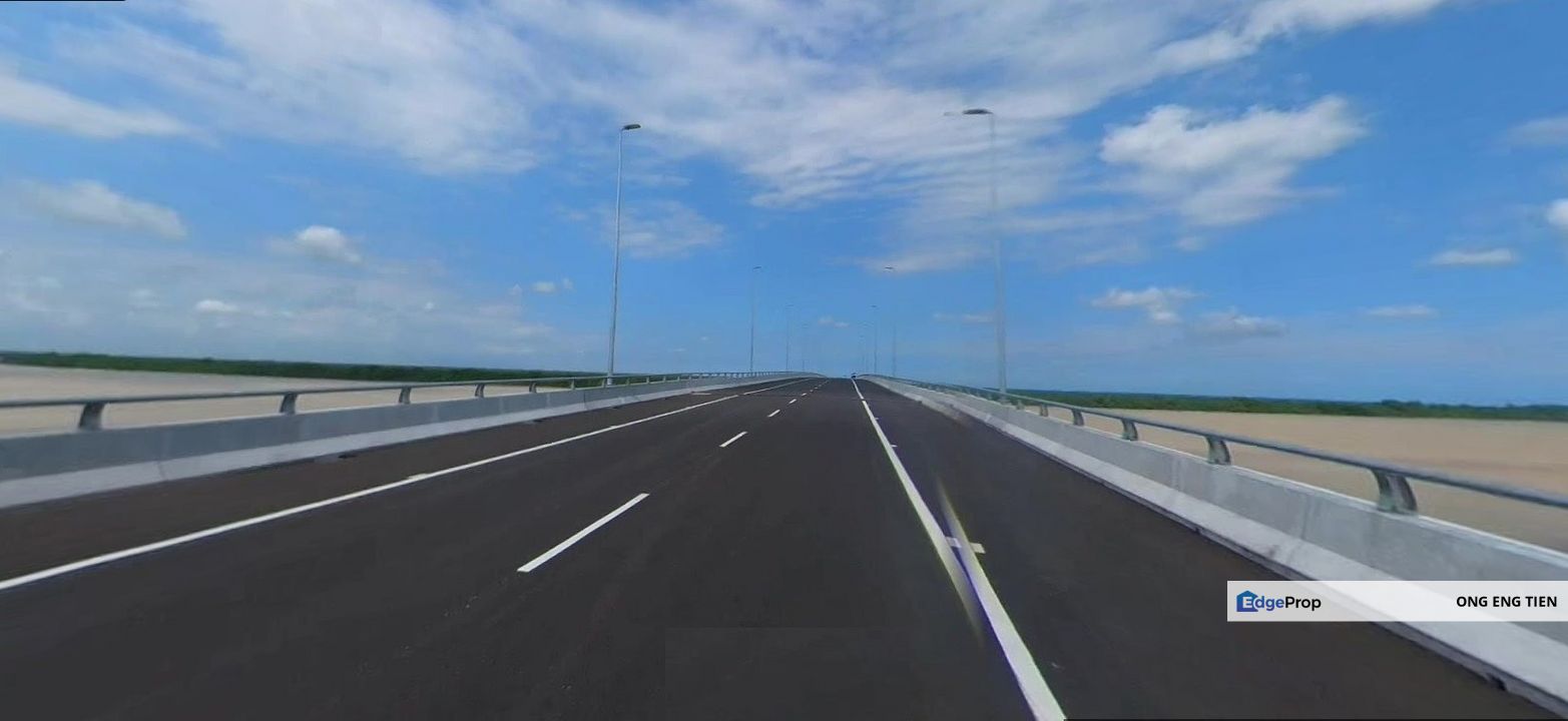 21.99Acre Agriculture Land Suitable for Petrol Station Sitiawan Bagan Datuk Perak, Perak, Manjung