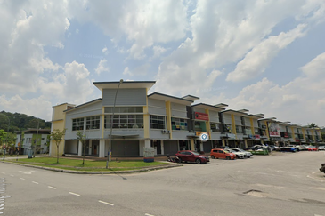 Jalan Bukit Cherakah