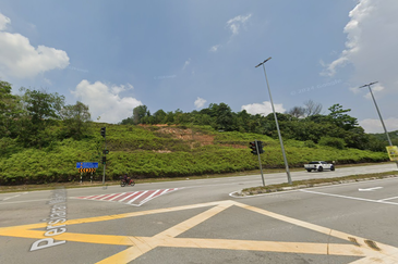 Jalan Bukit Cherakah