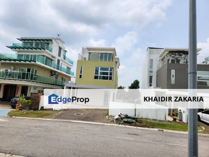 3 Storey Bungalow for Sale at Laman Granview Saujana Puchong, Selangor, Puchong South