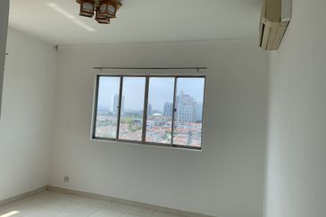 Puncak Damansara