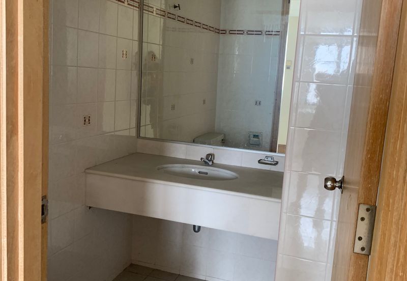 202 DC (Desa Cahaya)