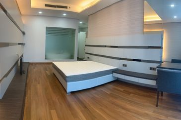 Quadro Residences