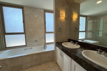 Hampshire Park Condominium