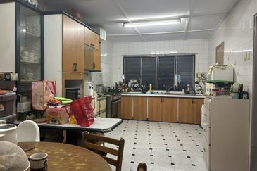 Subang SS17/2 Double Storey Link House 