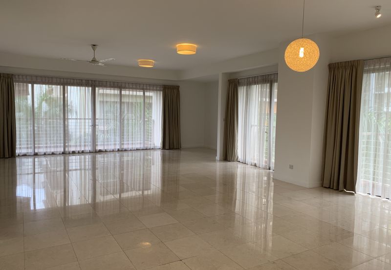 Hampshire Park Condominium