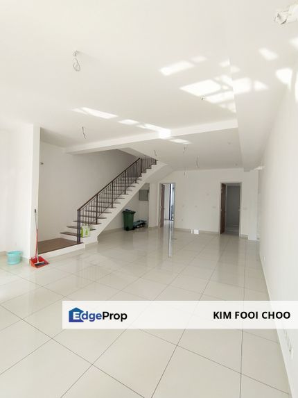 Puchong Legenda 3 storey Terraced House Gated Guarded Exclusive Private Taman Puchong Legenda Selangor, Selangor, Puchong