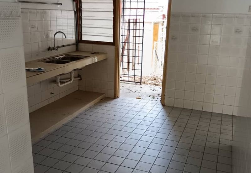 Jalan Bandar Kinrara 3/1A