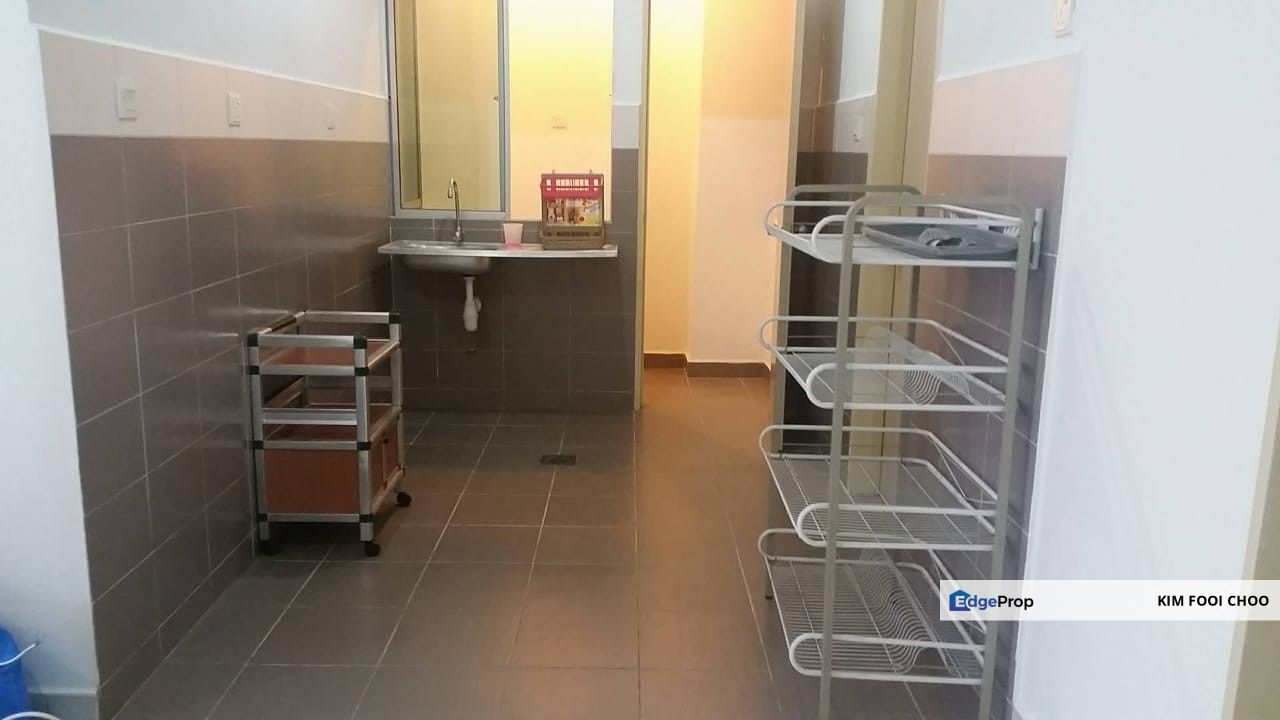 PANGSAPURI DAMAI SEKSYEN 25 SHAH ALAM FOR SALE, Selangor, Shah Alam