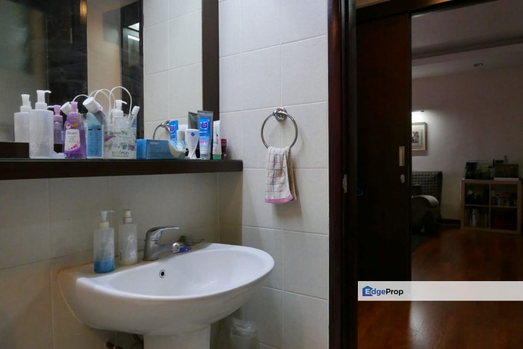 Fully Furnished 1 Bedroom Sri Acappella Residence Shah Alam Seksyen 13, Selangor, Shah Alam