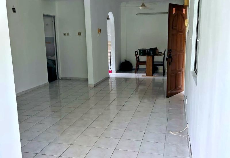 Sri Cempaka Apartment Jalan Merbuk Bandar Puchong Jaya