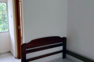 Sri Cempaka Apartment Jalan Merbuk Bandar Puchong Jaya