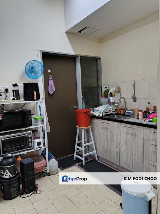 Lagoon Suites Kota Kemuning Shah Alam Freehold 2 Bedrooms Condominium, Selangor, Kota Kemuning