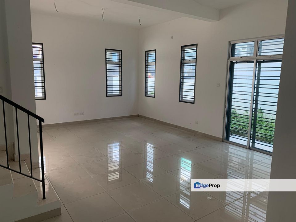 Taman Scientex Kulai Semi D for Sale RM545,000 By SHIRLEY PANG