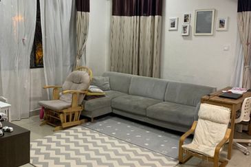 Ariza Garden Villa @ Taman Raintree