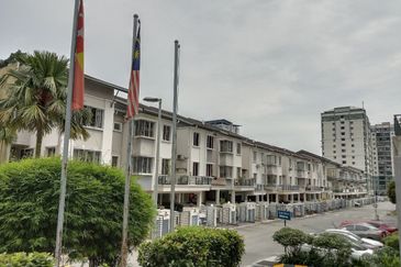 Ariza Garden Villa @ Taman Raintree