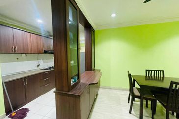 Putra Villa Kondominium