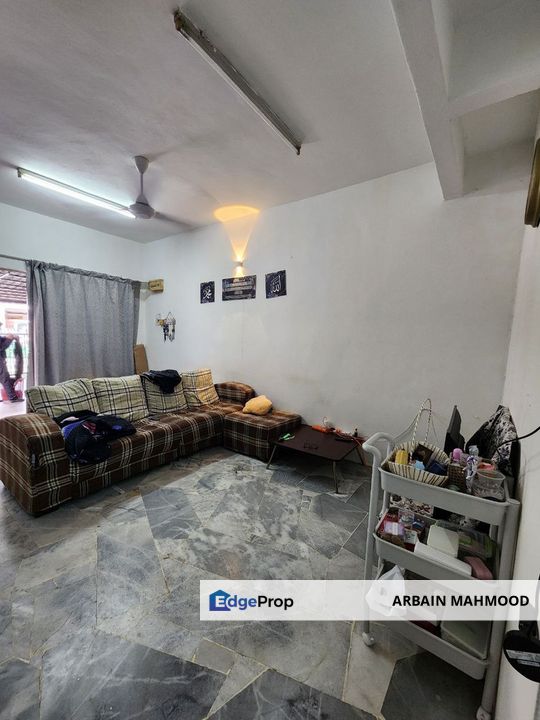 TAMAN SRI GOMBAK, BATU CAVES, Selangor, Gombak