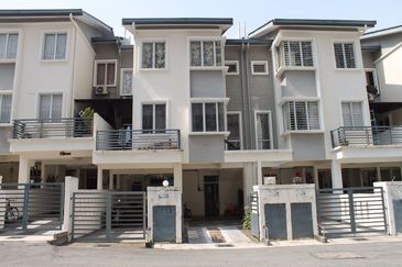 Ariza Garden Villa @ Taman Raintree