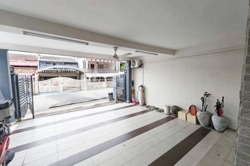 Taman Desa Keramat AU2