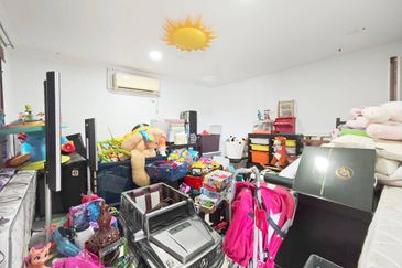 Taman Desa Keramat AU2