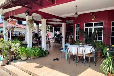 Taman Lembah Keramat AU5