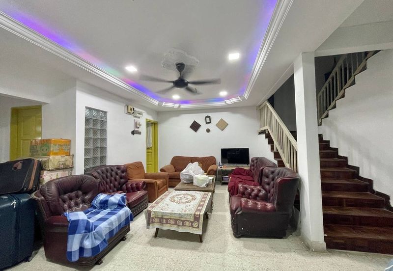 Taman Lembah Keramat AU5